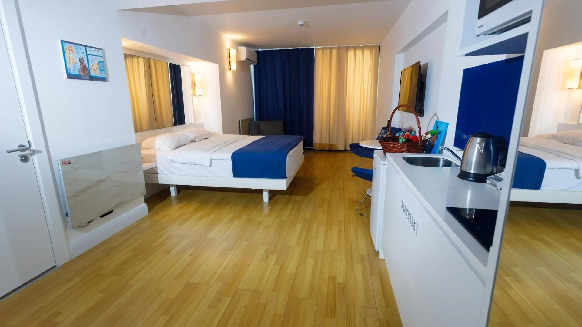 Orbi City Sea View Apartament Batumi 0*,  Georgia